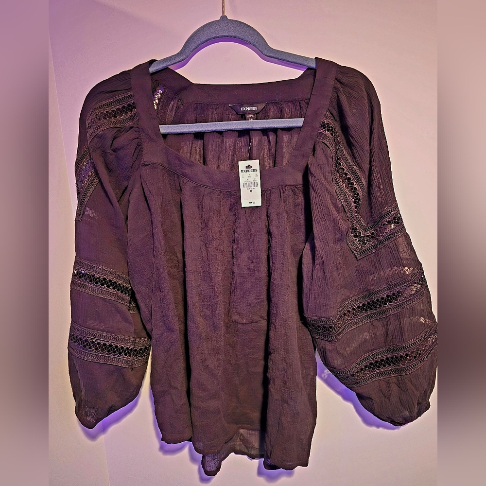 Black express shirt